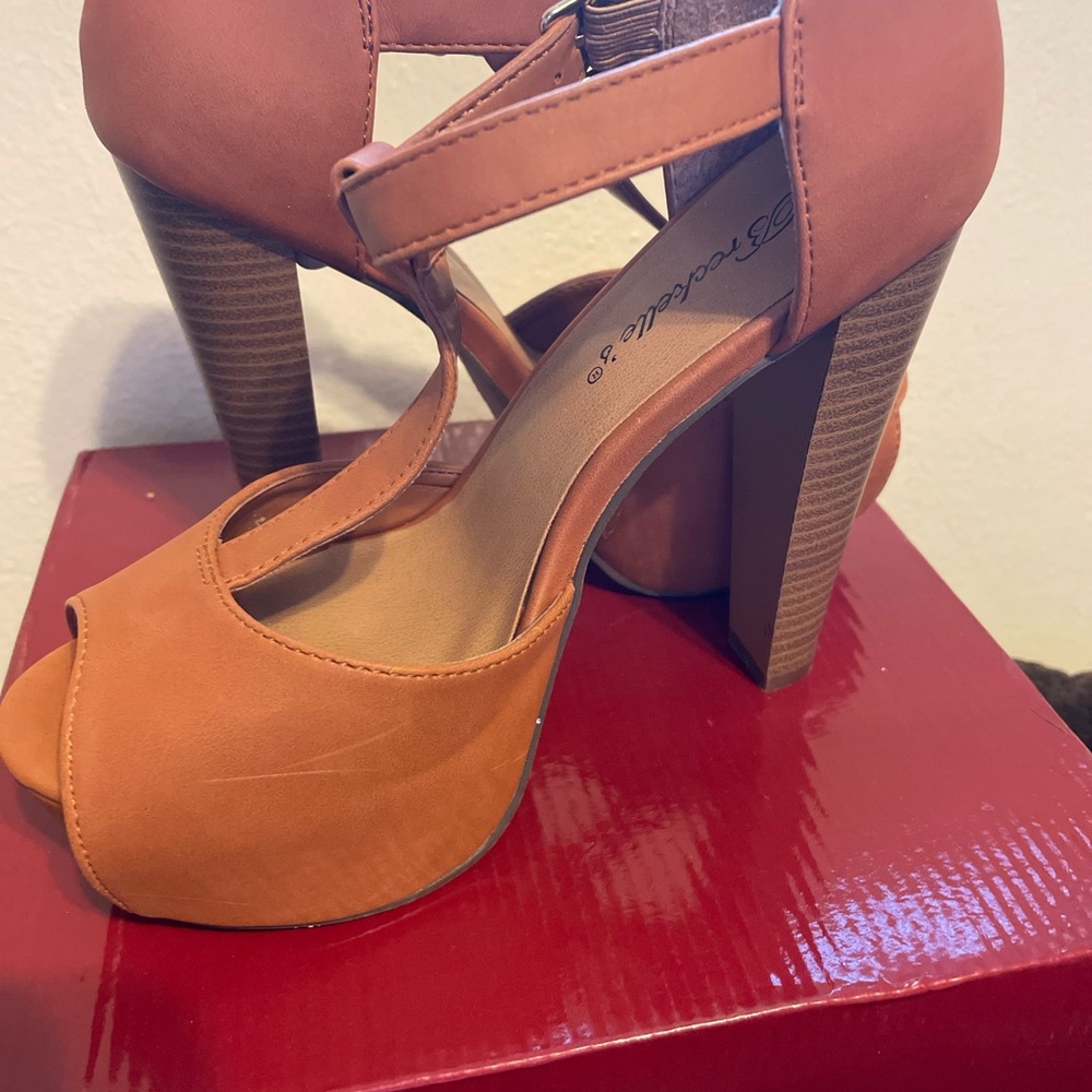 Platform heels